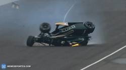 Enlace a GIF: La tremenda colisión de Ed Carpenter en la Indy 500