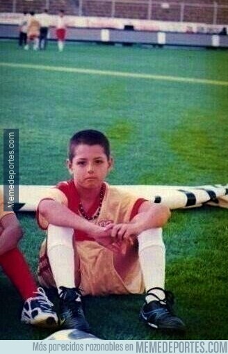 569884 - Feliz cumpleaños Chicharito