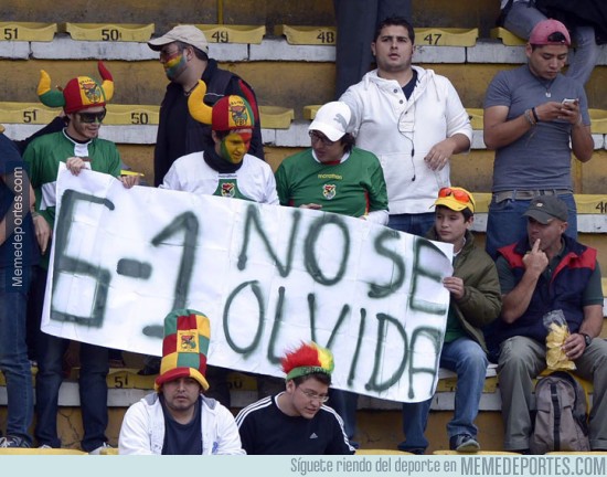 574548 - El mensaje de los bolivianos durante el partido