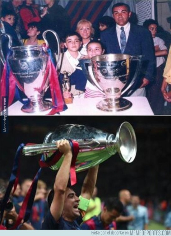 577586 - Xavi posa en 1992 con la primera Champions del Barcelona. 23 años después levanta su cuarta