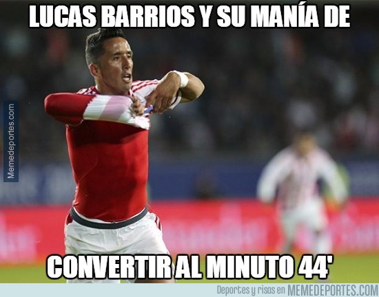 594572 - Lucas Barrios y su manía
