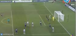 Enlace a GIF: Jugadón de Isco y gol de Cheryshev frente al Manchester City