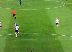 Enlace a GIF: El buen gol de Harry Kane contra la MLS All Star