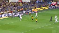 Enlace a GIF: Doblete de Mkhitaryan al Borussia