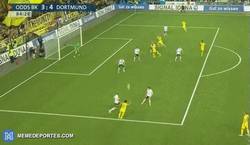 Enlace a GIF: El gol de la remontada lo hace Mkhytarian