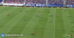 Enlace a GIF: Así ha sido el gol de Volland para el Hoffenheim a los ¡8 segundos! de partido frente al Bayern