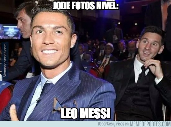 668427 - Messi trolleando a Cristiano