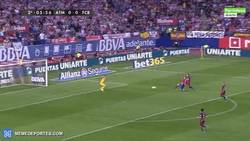 Enlace a GIF: El gol de Torres frente al Barça
