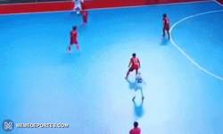 Enlace a GIF: La magia de la selección femenina iraní de Futsal. ¡Increíble!