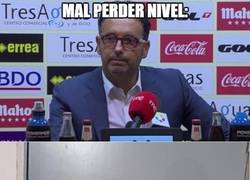 Enlace a Parece que José Bordalás, entrenador del Alavés, tiene mal perder