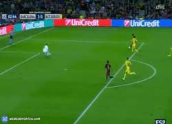 Enlace a GIF: Gol de Neymar que pone el tercero en el marcador