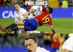 Enlace a Phil Jones en estado puro contra España