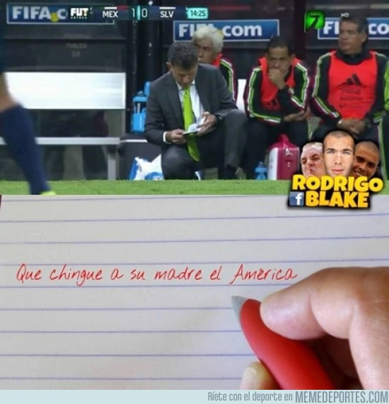 733337 - El nuevo DT aprendiendo costumbres mexicanas