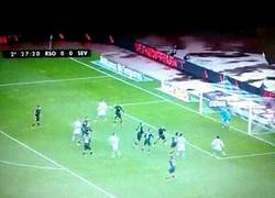 Enlace a GIF: El gol de Agirretxe ante el Sevilla