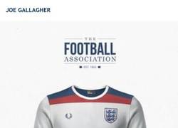 Enlace a Si las equipaciones de fútbol fuesen de diseños nacionales