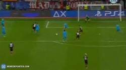 Enlace a GIF: Aquí el gol de Chicharito que empata el partido