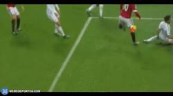Enlace a GIF: Así fue el golazo de Wayne Rooney que le dio la victoria al Man. United por 2-1 ante el Swansea