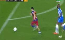 Enlace a GIF: Gol del Barça. Gol de Munir a pase de Messi. Se adelantan en el Power 8