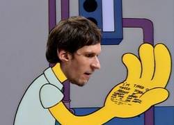 Enlace a Así se verían las manos de Marjanovic en los Simpsons