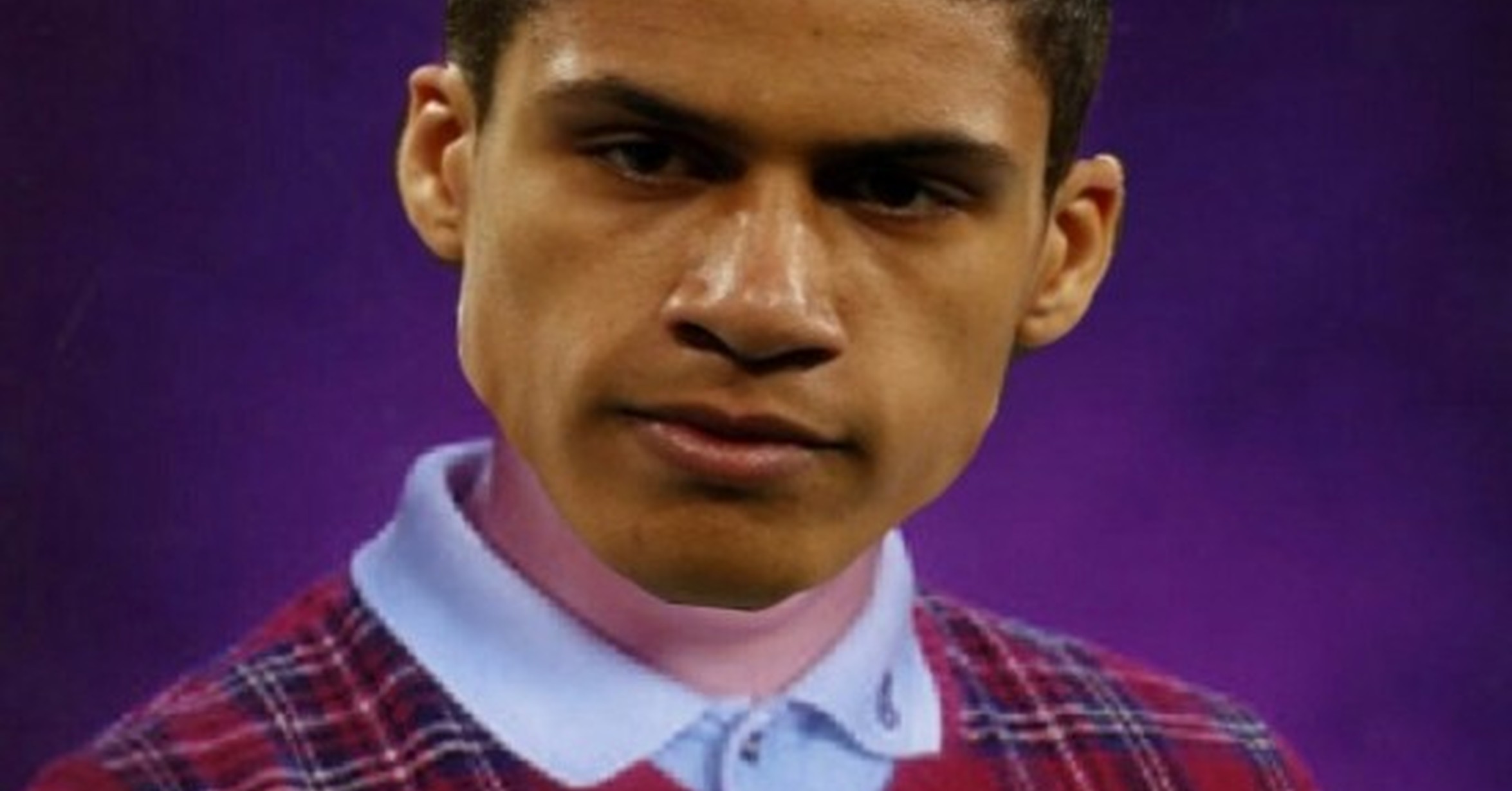 [ MEMEDEPORTES ] No ha sido el partido de Varane...