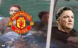 Enlace a GIF: Louis Van Gaal y el Manchester United esta temporada