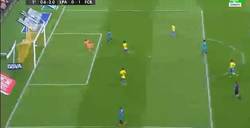 Enlace a GIF: Gol de Luis Suárez a las Palmas. Ya van 25 goles