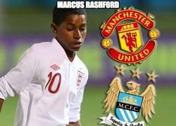 Enlace a Marcus Rashford, fiel al United
