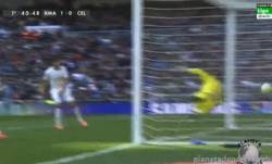 Enlace a GIF: Gol de Pepe para adelantar al Real Madrid frente al Celta