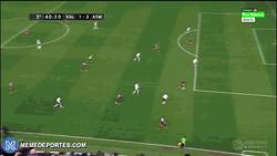 Enlace a GIF: El gol de Yannick que sentencia en Mestalla 