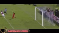 Enlace a GIF: Así fue el gol de Cavani tras el magistral pase de Suárez ante Perú
