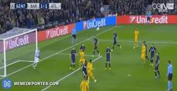 Enlace a GIF: Gol de Suárez que empata el partido ante el Atlético
