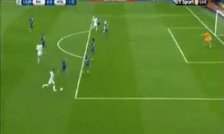 Enlace a GIF: Goooool del Real Madrid, gol de Cristiano a pase de Carvajal