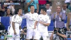 Enlace a GIF: El Real Madrid tras ver que les ha tocado el Manchester City