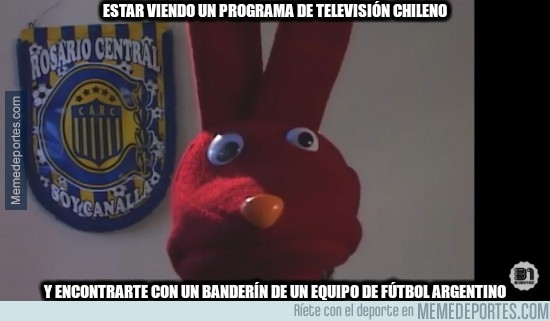 844708 - Estar viendo un programa de televisión chileno