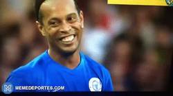 Enlace a ¡Con la magia intacta: Ronaldinho haciendo dos caños seguidos!
