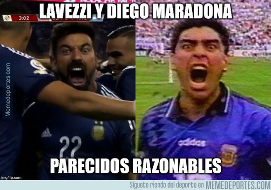 878631 - Lavezzi haciendo un Maradona