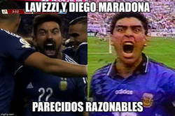 Enlace a Lavezzi haciendo un Maradona