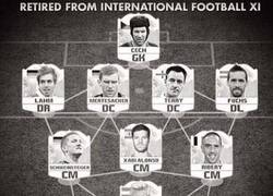 Enlace a Y éste es el 11 ideal de futbolistas retirados de su selección. Aunque Messi seguramente salga de ah