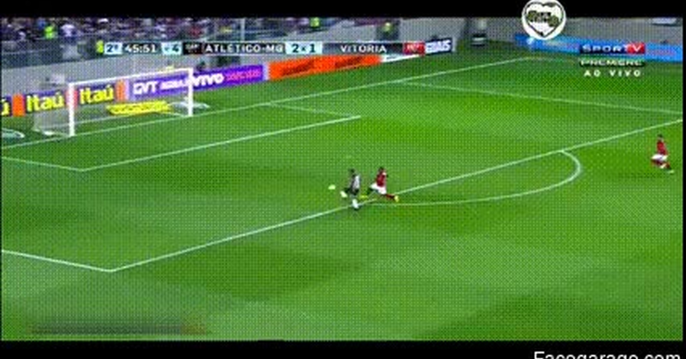 [ MEMEDEPORTES ] GIF: Robinho falla un increíble gol a puerta vacía. El ...