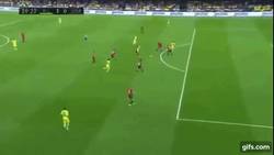 Enlace a GIF: Golazo al más puro estilo tiki taka del Villarreal para poner el 3-0