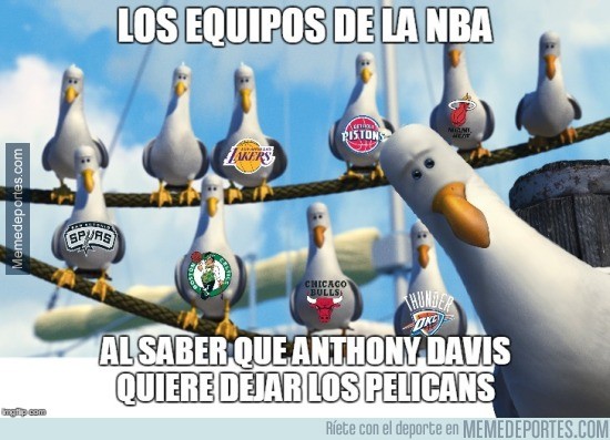 922141 - Media NBA detrás de Anthony Davis