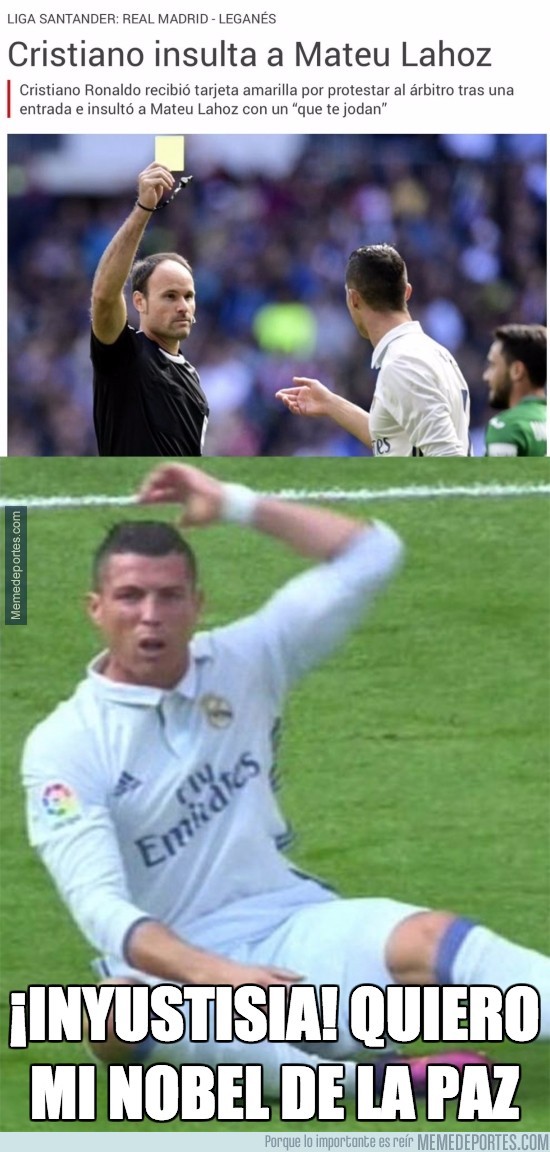 922581 - Cristiano Ronaldo insultando al árbitro