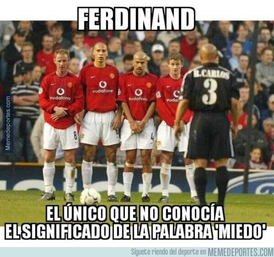 923463 - Ferdinand, ese jugador que no le temía a Roberto Carlos