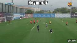 Enlace a Jugada de Neymar en entrenamiento del Barcelona