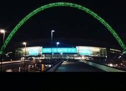 Enlace a Wembley rinde homenaje al Chapecoense