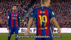 Enlace a Jordi Alba viendo el partido de Digne