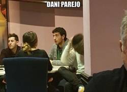 Enlace a Dani Parejo dándole al bingo