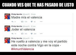 Enlace a Phill Neville incendia más aún el Valencia y la lía en twitter tras el fiasco de la Copa del Rey
