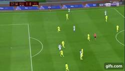 Enlace a GIF: Gol de la Real Sociedad, buen gol de Willian Jose para abrir el marcador ante el Villarreal