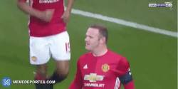 Enlace a Rooney iguala a Bobby Charlton como goleador del Manchester United con 249 goles